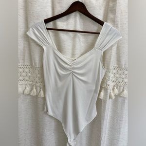 Garage Cap sleeve Bodysuit